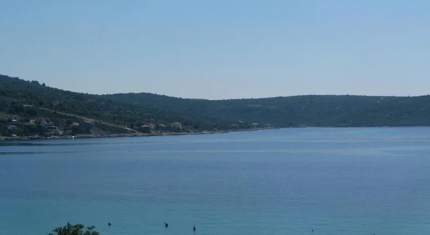 Apartmani ROKO, Sevid - Image 1