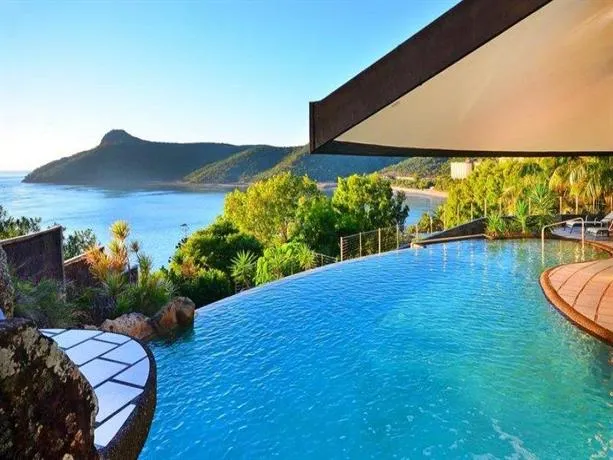 The Round House Hamilton Island - Image 1