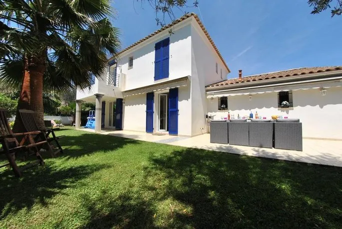 Villa Beauvert Antibes - Image 1