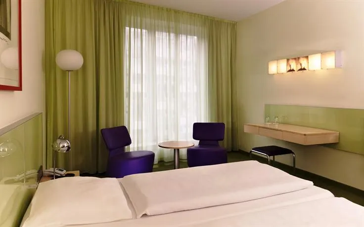 ART'OTEL BERLIN-KUDAMM BY PARK PLAZA - Image 1