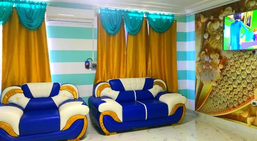 Affordable comfy home - Image 1