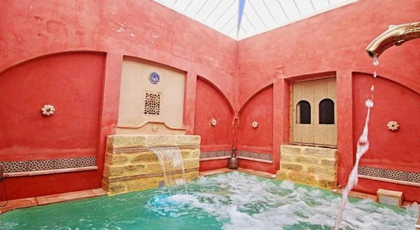 Villa with Sauna Hamman&pool in Seville - Image 1
