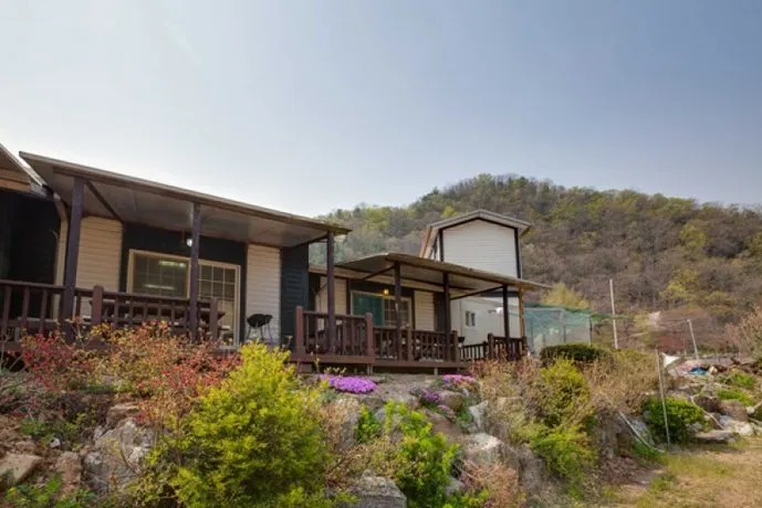 Gapyeong Solomon Pension - Image 1
