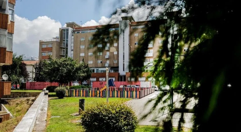 Cozy 3 Room Apartment in Penafiel Centre - Image 1