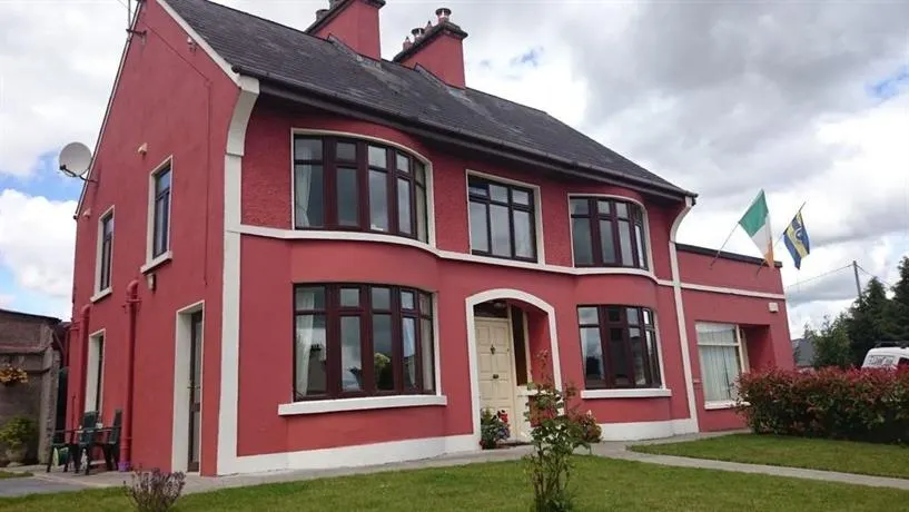 Anne's B&B - Image 1