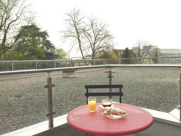 Superbe studio à Champel, terrasse - Image 1