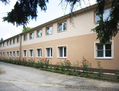 Korona Haz - Image 1