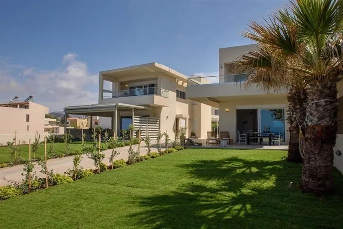 Lidia Beach Suites - Image 1