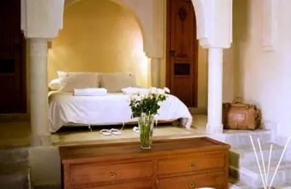 Riad Green Mango - Image 1