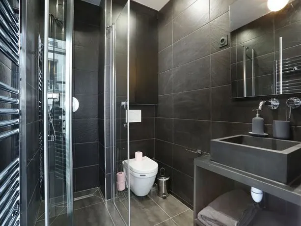 Studio Prestige Le Marais - République - Image 1