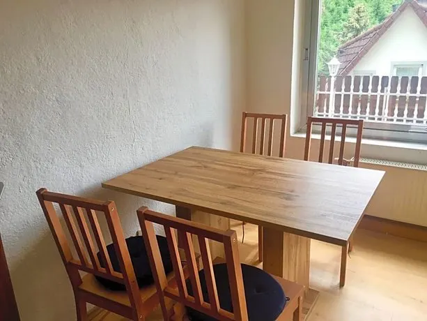 Private Wohnung - Image 1