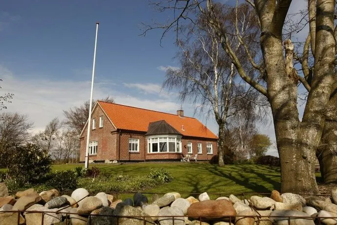 LØftgÅrd Bed And Bath - Image 1