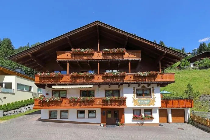 Gästehaus Enzian - Image 1
