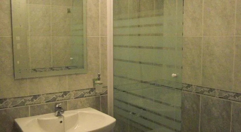Piso de 3 Dormitorios en Noalla (Sanxenxo) - Image 1