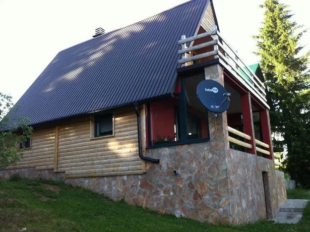 Holiday Home Milovic - Image 1