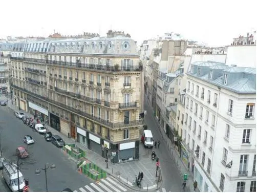 Apart of Paris - Le Marais - 2 Bedroom - Image 1