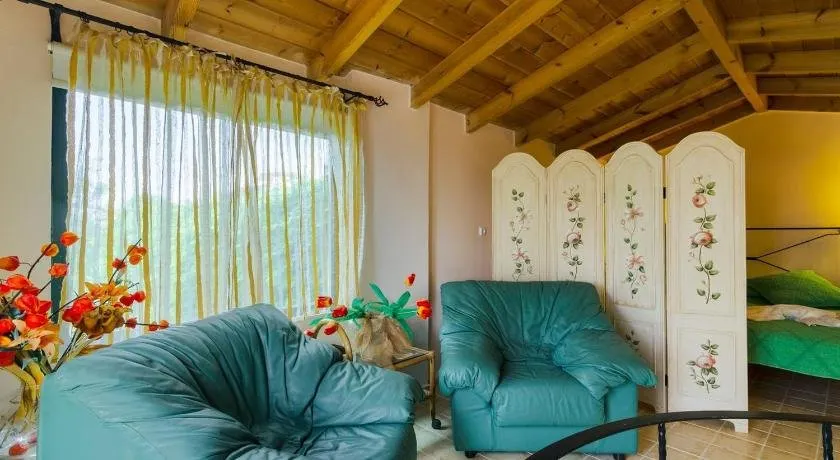 Lady Gio Luxury Residence - Image 1