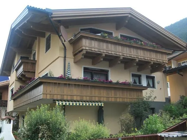Haus Pfeifer - Image 1