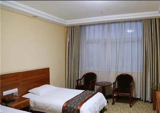 Jining Qianxi Hotel - Image 1