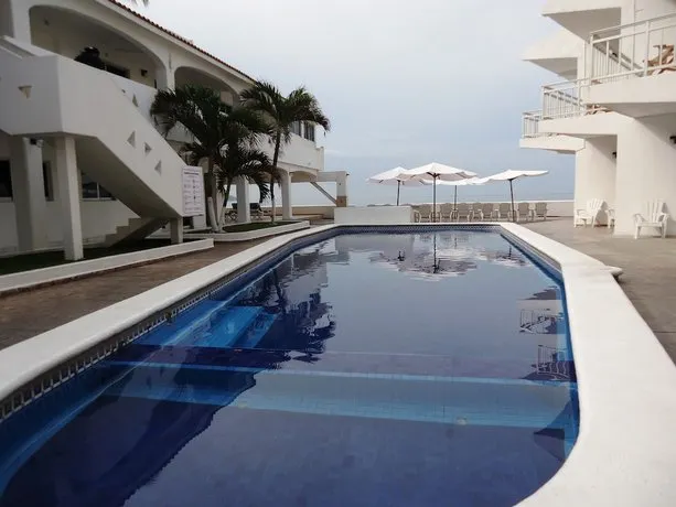 Hotel y Suites Santa Cecilia - Image 1
