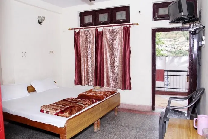 Hotel Holy View - Image 1