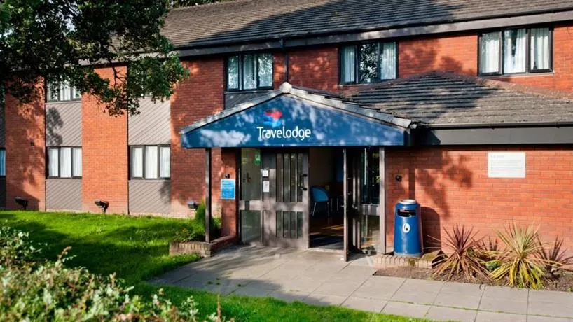 Travelodge Macclesfield Adlington - Image 1