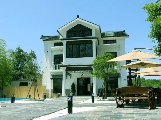 Seek Paradise  Shitang Hostel - Image 1