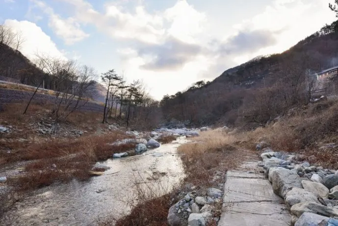 Yangsan Happy Valley Pension - Image 1