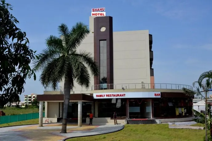 OYO 12521 Hotel Shahu And Sai Shahu - Image 1