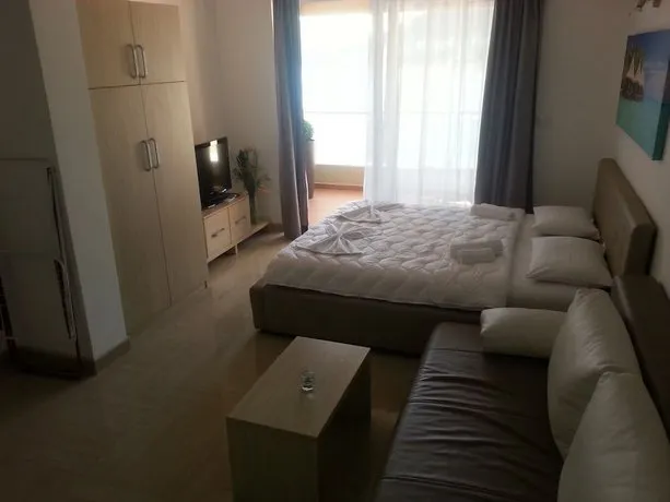 Apartments Aura - Image 1