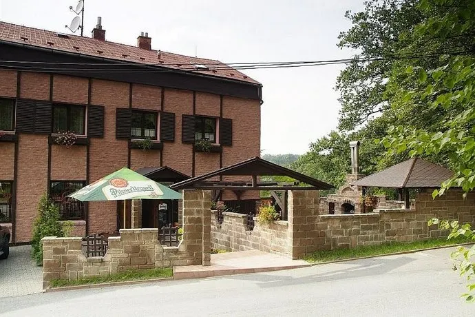 Penzion A Restaurace U Mamy - Image 1