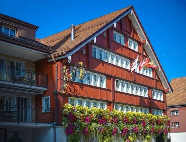 Hotel Huus Bären - Image 1