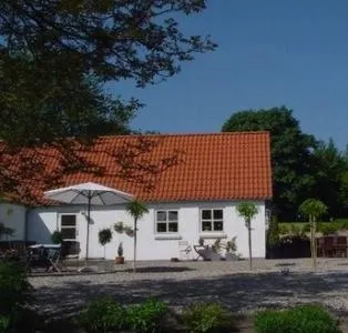 Lille Grynborg - Image 1