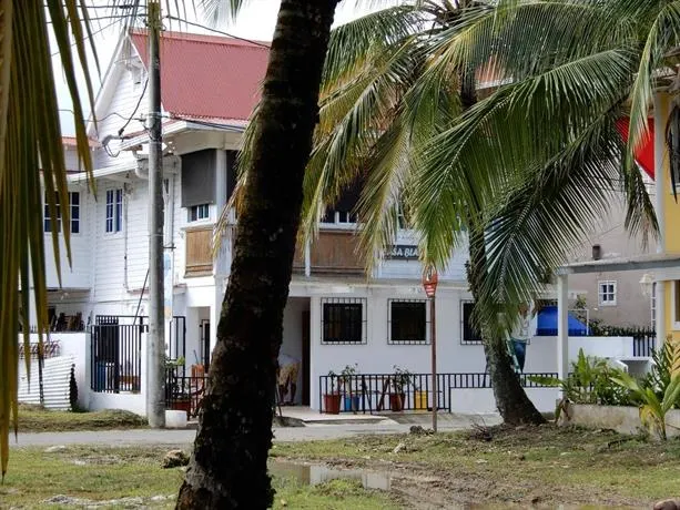 Casa Blanca Bocas del Toro - Image 1