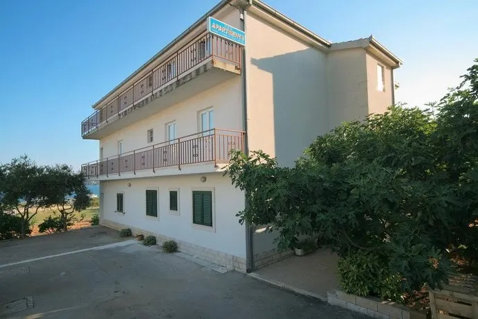 Apartments Daniela - Image 1
