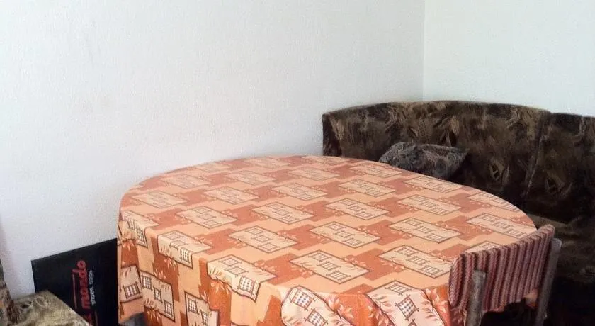 Guest House DI-2 - Image 1