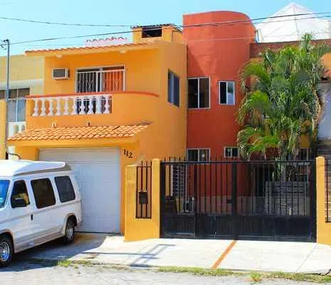 Funky Monkey Hostel - Image 1