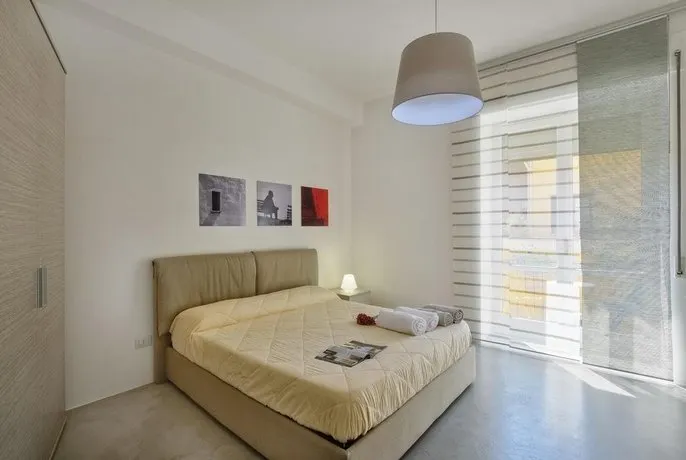 Boutique Home - Image 1