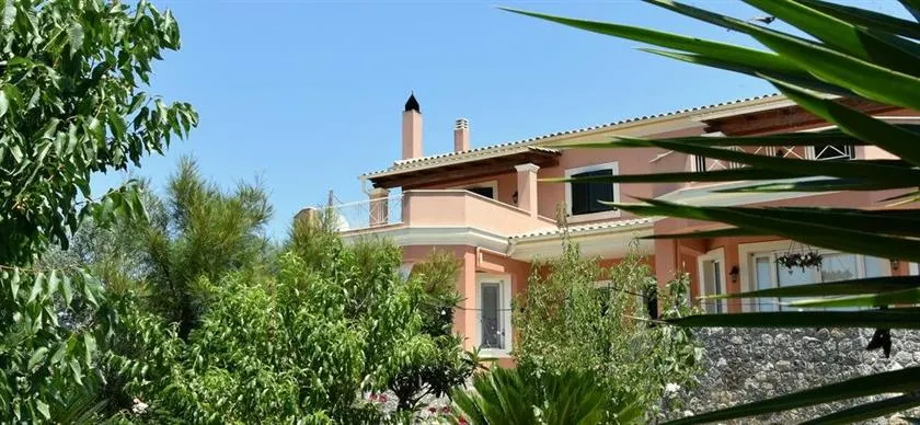 Bellas Home - Image 1