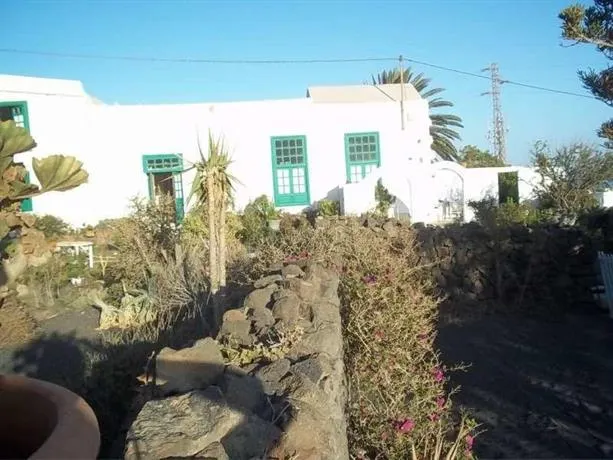 IXIA - Image 1