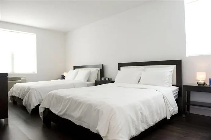 Metro Apartments - Image 1