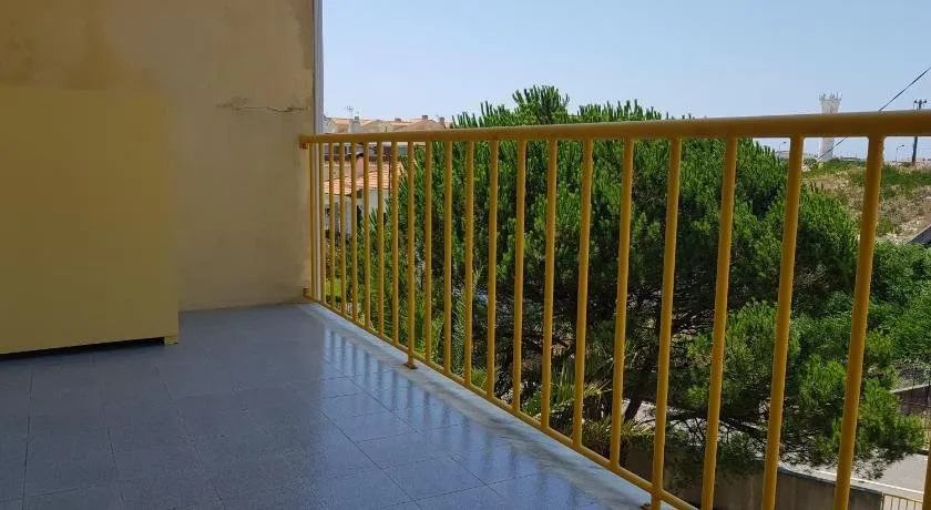 Mikes River Apartment - Image 1