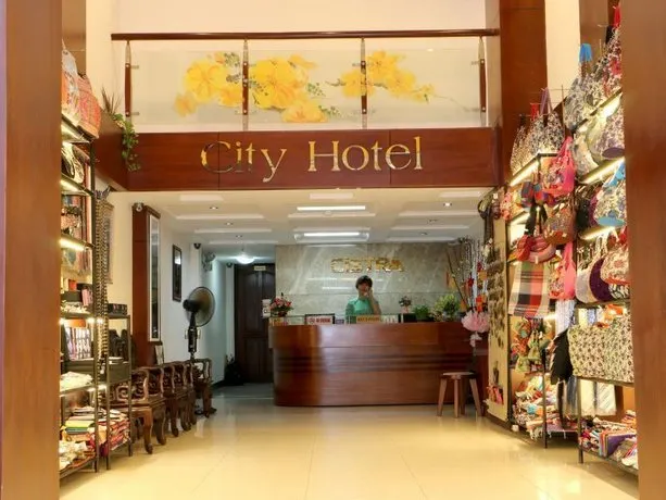 City Hotel 35 Luu Van Lang - Image 1