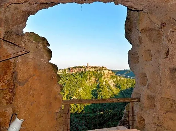 La Grotta Su Civita - Image 1