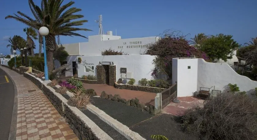Complejo Turistico Reyes - Image 1