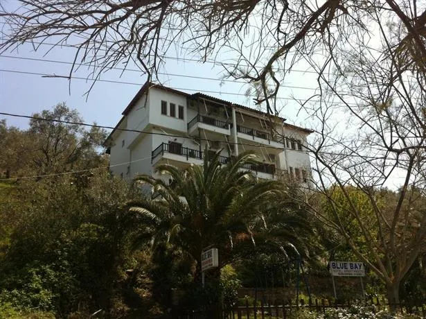 Blue Bay Hotel - Image 1