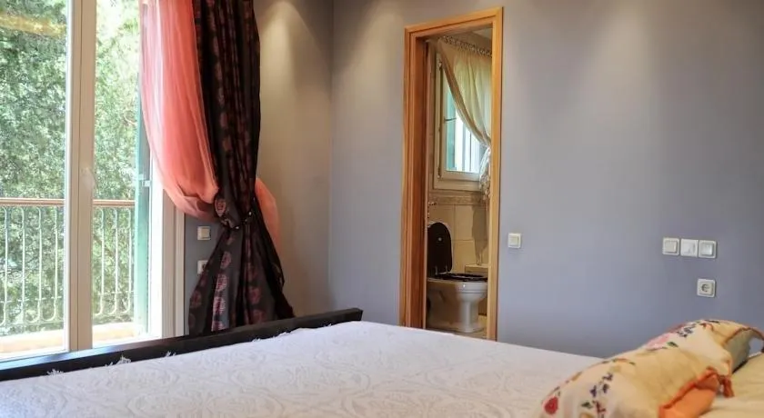 Kommeno Castle Luxury Villa - Image 1
