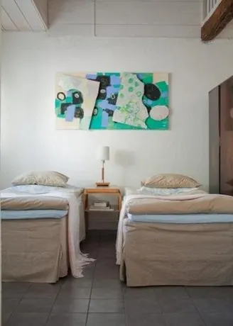 Alapiha Apartments - Image 1