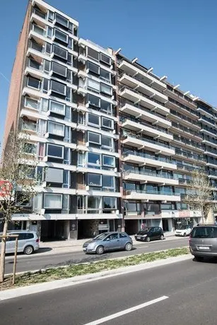 Quai De Rome - Image 1
