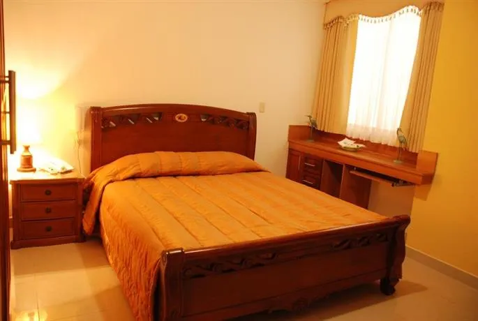 Hotel Jardin Del Lago - Image 1